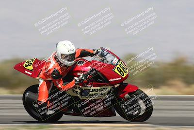 media/Oct-02-2025-Racers Edge (Thu) [[2c91cb6ab3]]/3-B Group/Session 5-Turn 3 Inside Pans (2pm)/